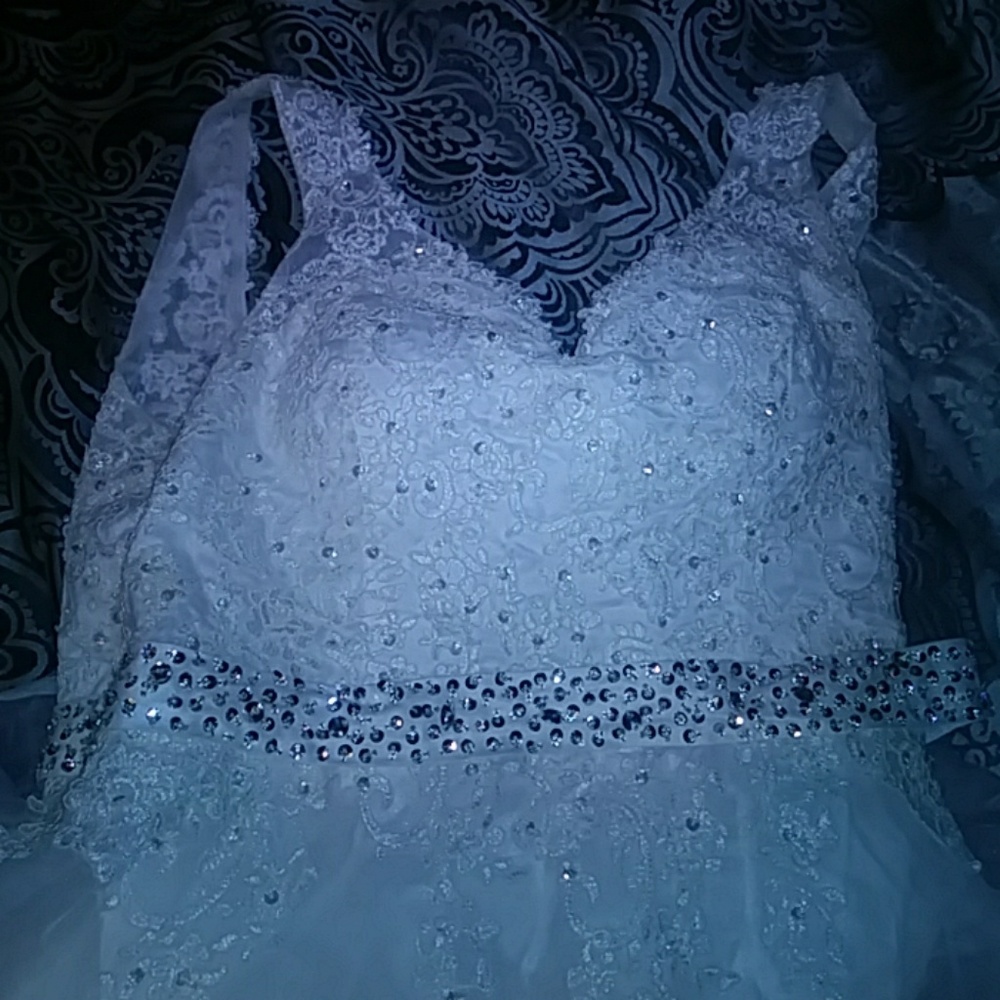 Wedding dress